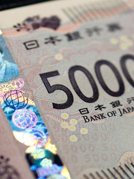 Japanese Yen remains close to multi-month high against a broadly weaker USD